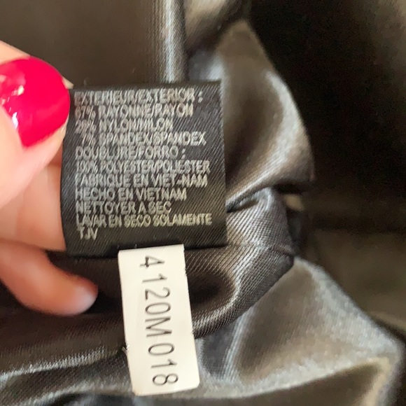 TAHARI dress - Picture 7 of 7